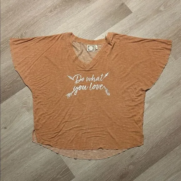 TruSelf Dolman Sleeve Lightweight V Neck Women's Graphic Top - Picture 1 of 7